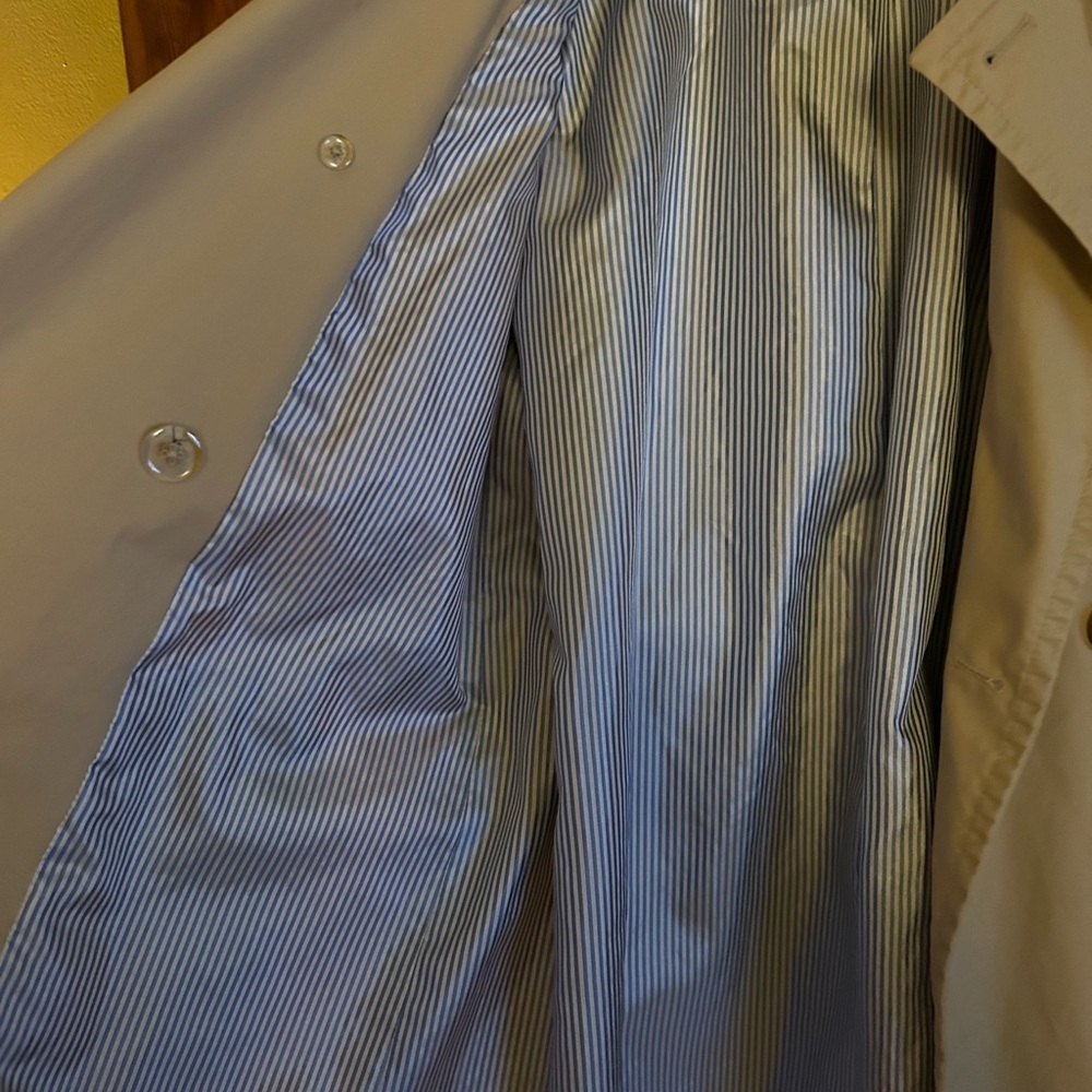 J. Crew Tan Trench Coat Timeless Design - Picture 3 of 7